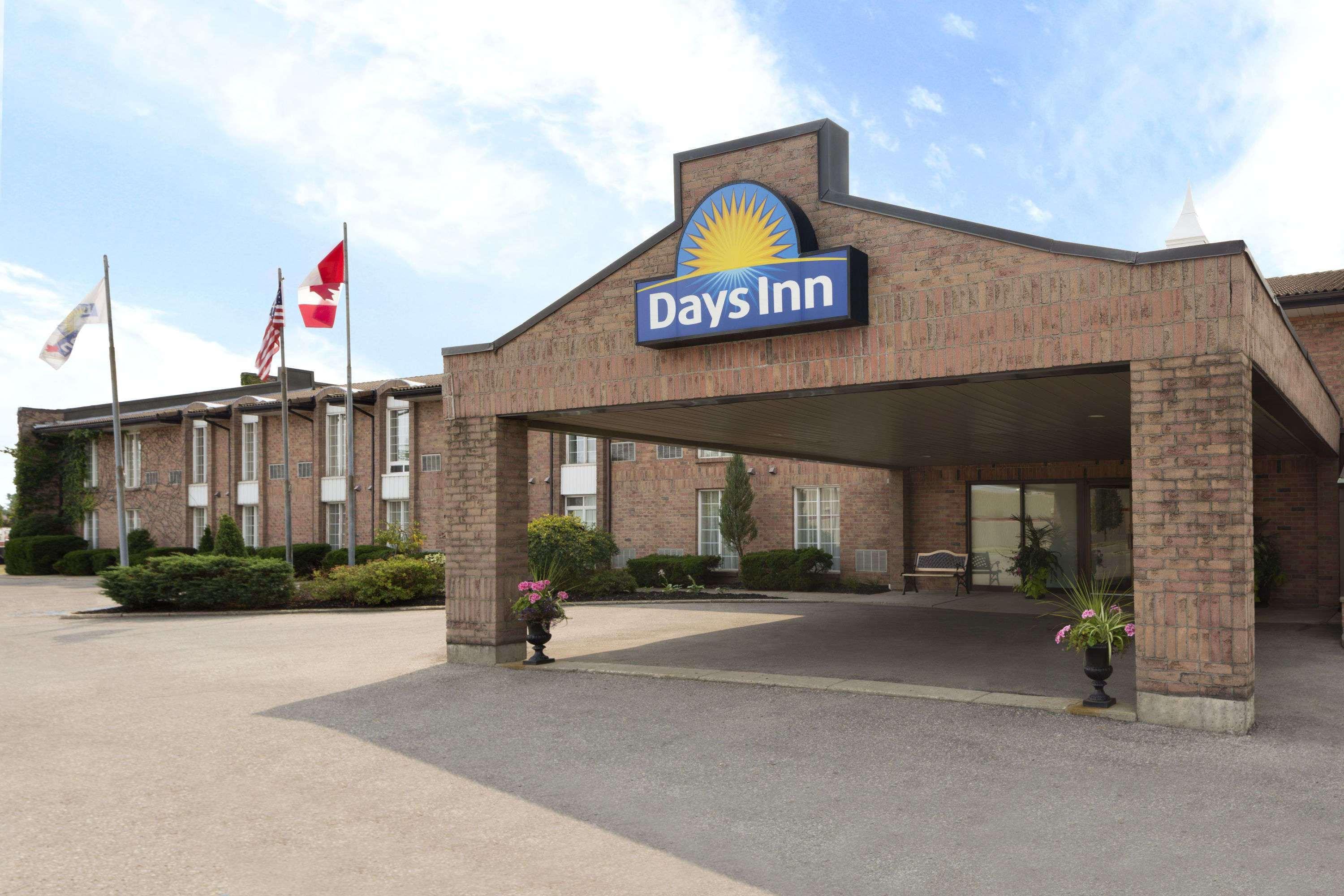 Days Inn By Wyndham Brantford Exteriér fotografie